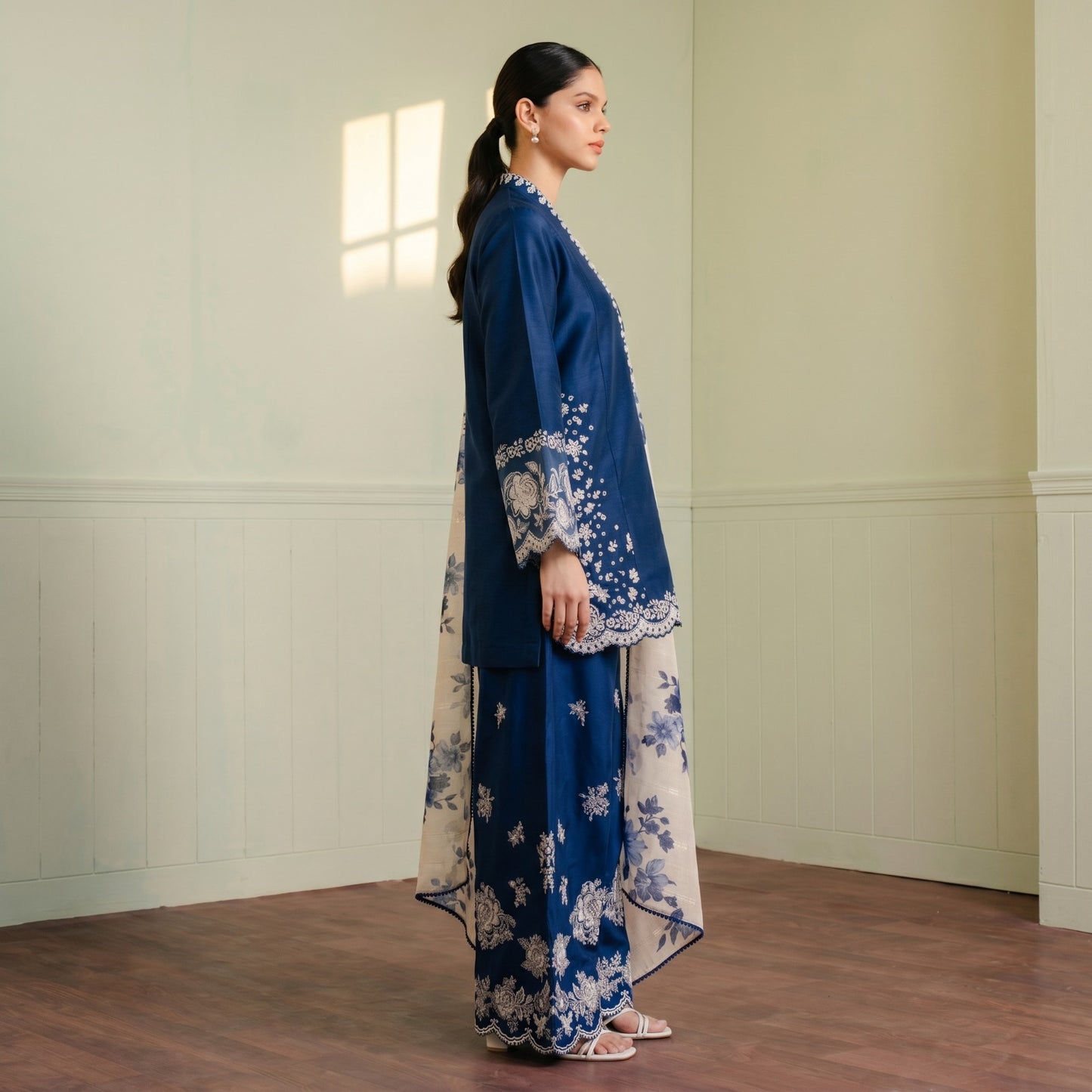 ZARA SHAHJAHAN LAWN EMBROIDERED UNSTITCHED 3pc