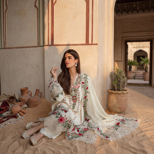 CRIMSON LAWN EMBROIDERED UNSTITCHED 3pc