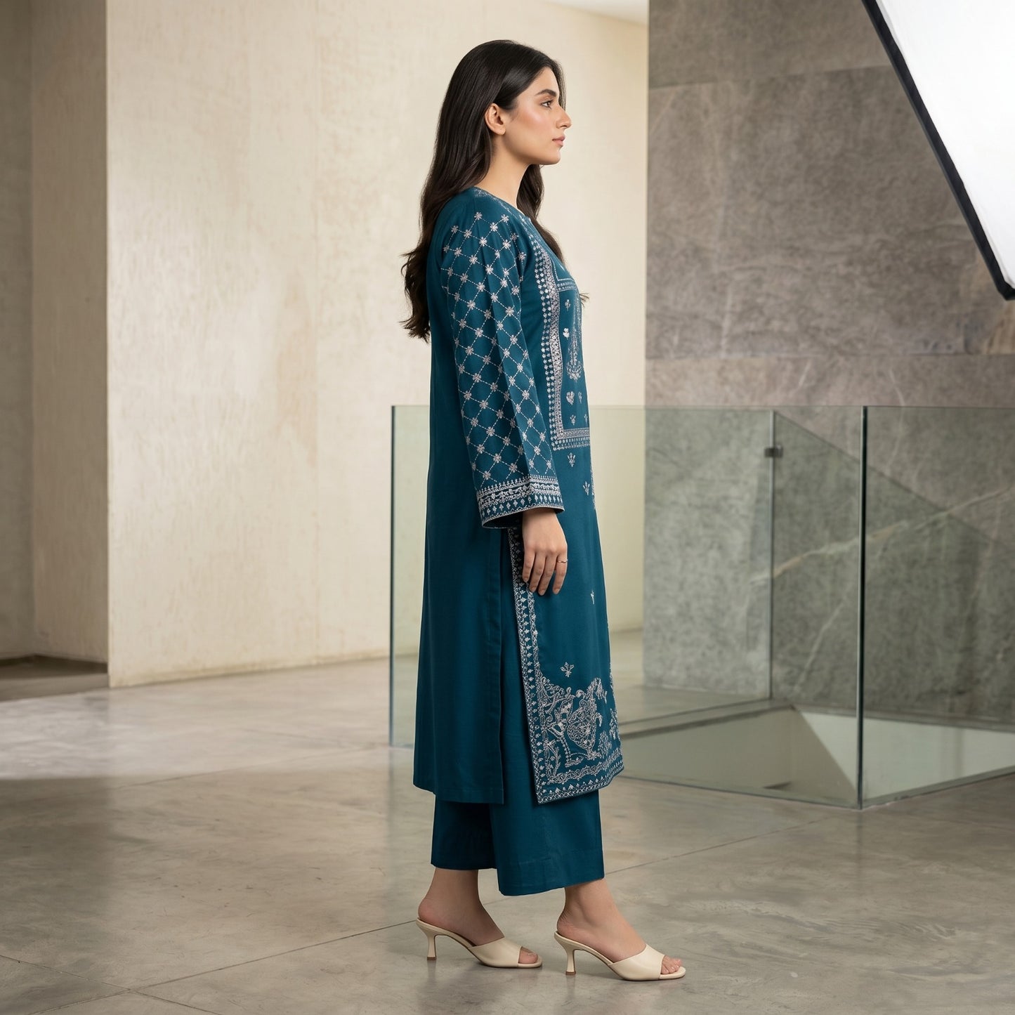 TAWAKKAL LAWN EMBROIDERY UNSTITCHED 2PC