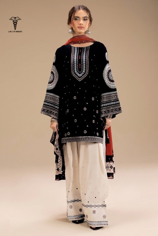 LCRB-303 EMBROIDERED LAWN UNSTITCHED SUMMER 3PC