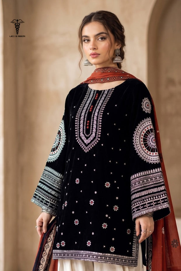 LCRB-303 EMBROIDERED LAWN UNSTITCHED SUMMER 3PC